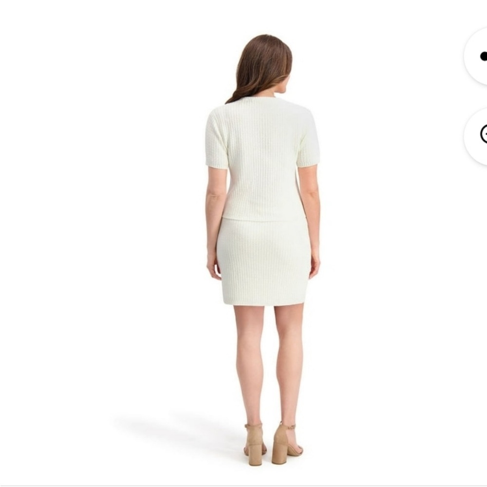 French Connection Cream Mini Skirt - Picture 2 of 3